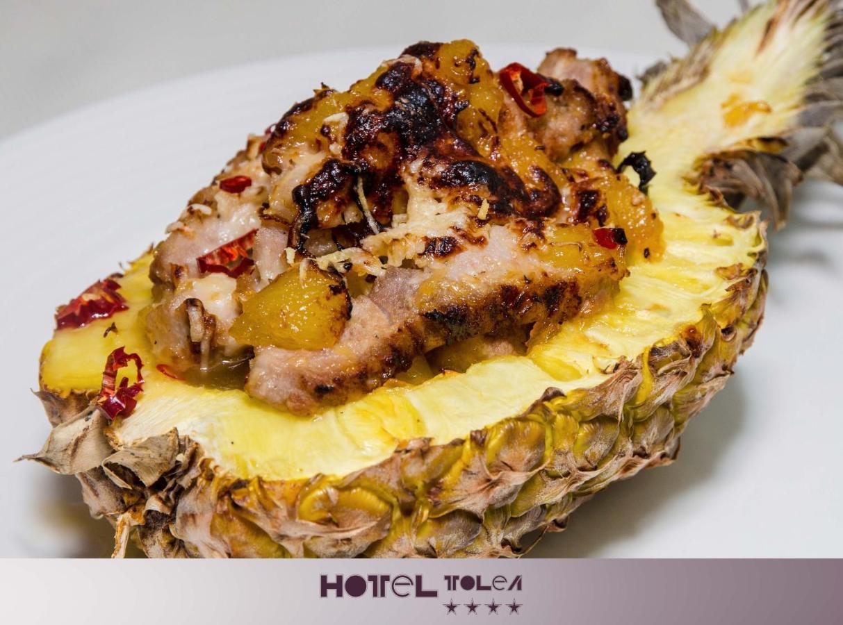 Hotel Tolea Тырговиште Экстерьер фото