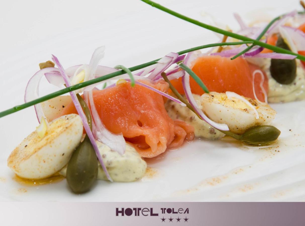Hotel Tolea Тырговиште Экстерьер фото