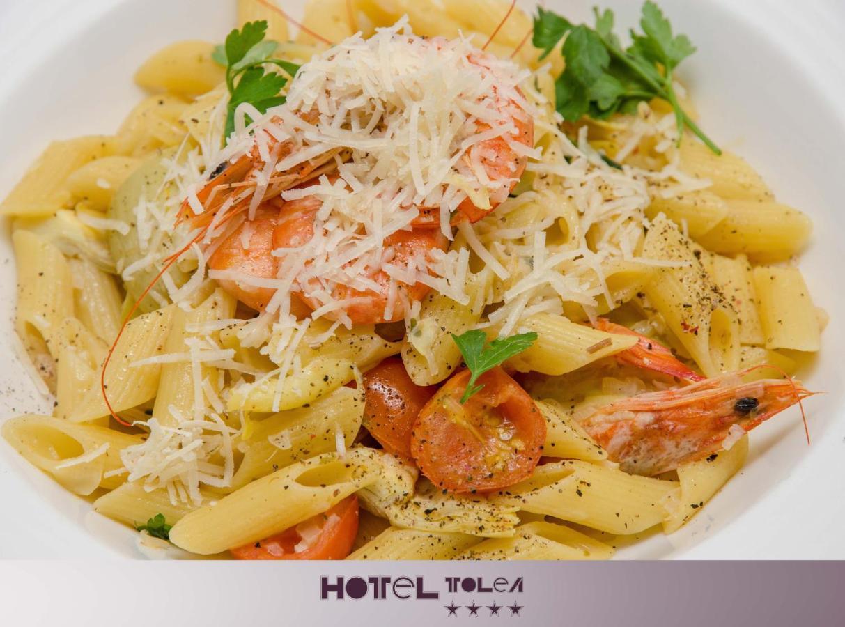 Hotel Tolea Тырговиште Экстерьер фото